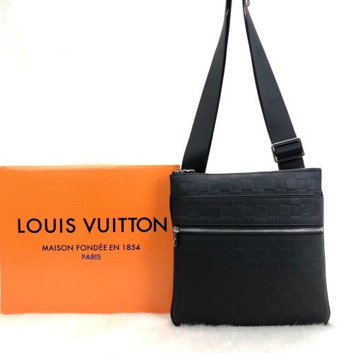 LOUİS VUİTTON VALMY POCHETTE HAKİKİ DERİ